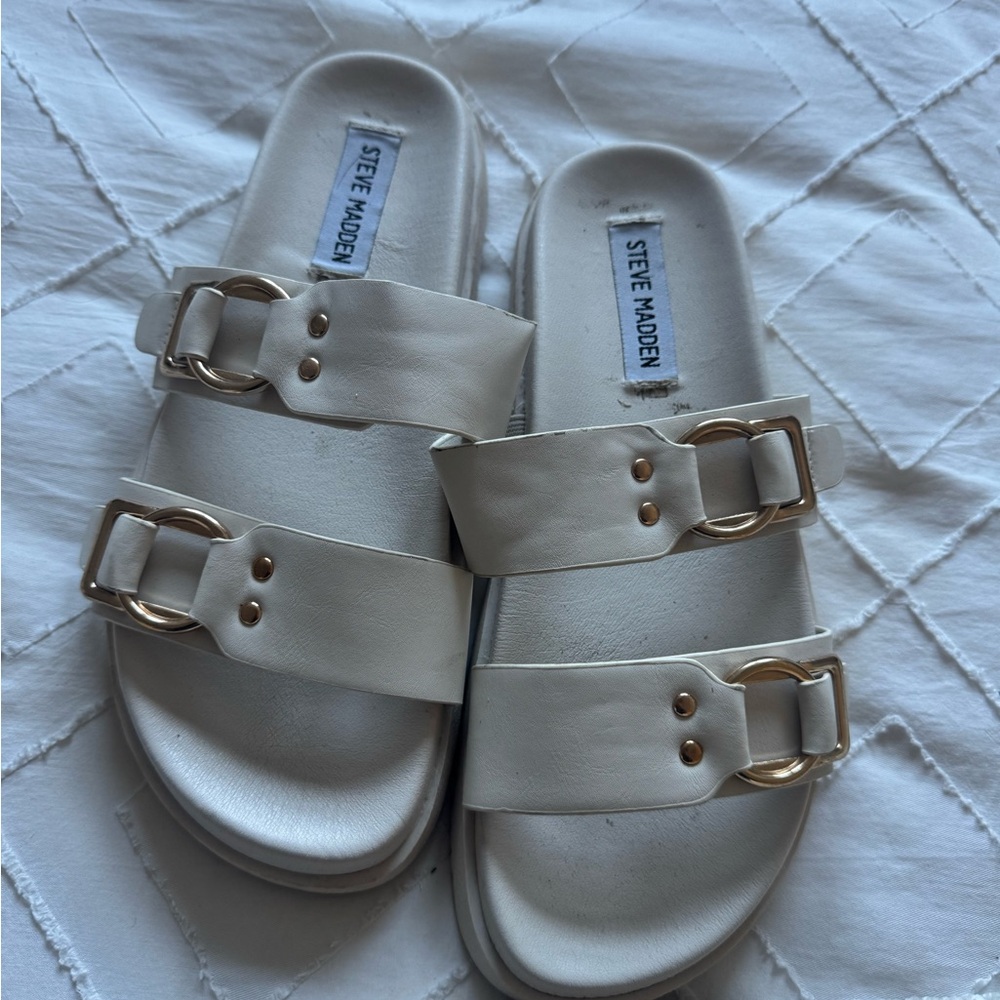 Steve Madden White Slide Sandals sz 6.5/7